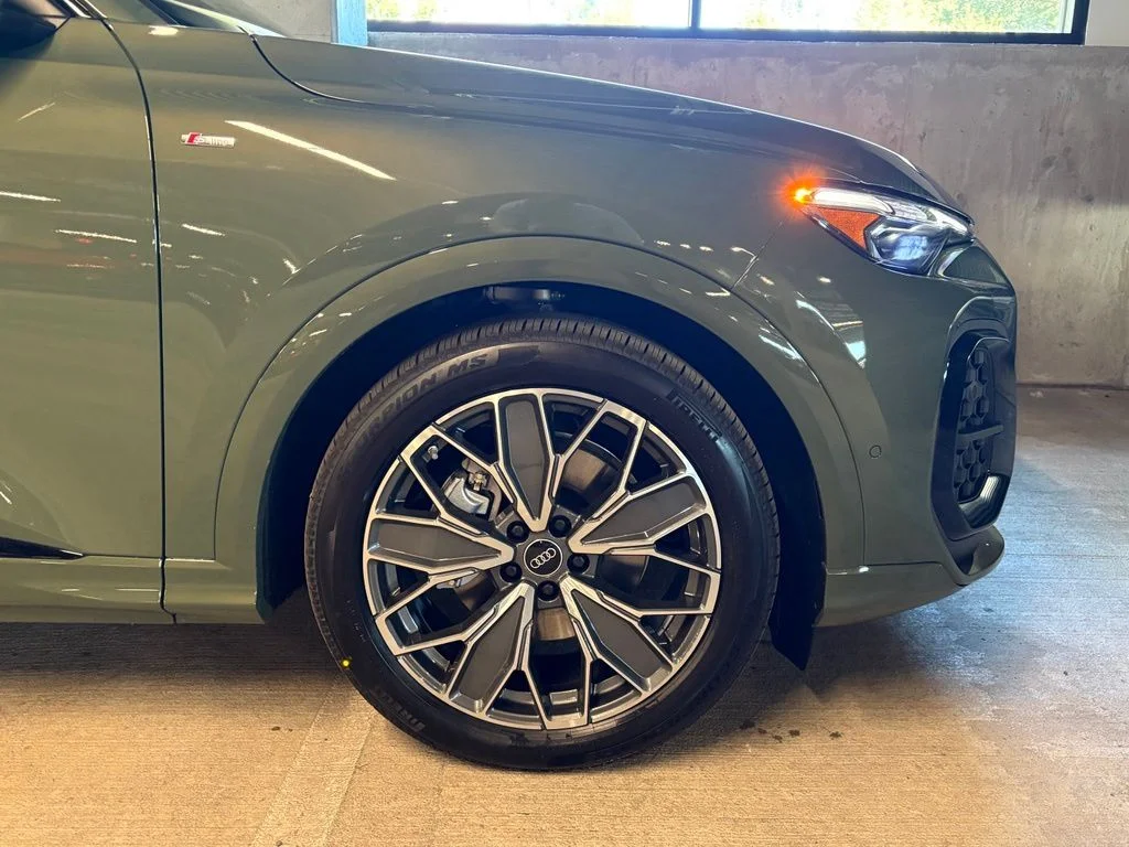 New 2026 District Green Metallic Audi 2.0T Prestige image 11