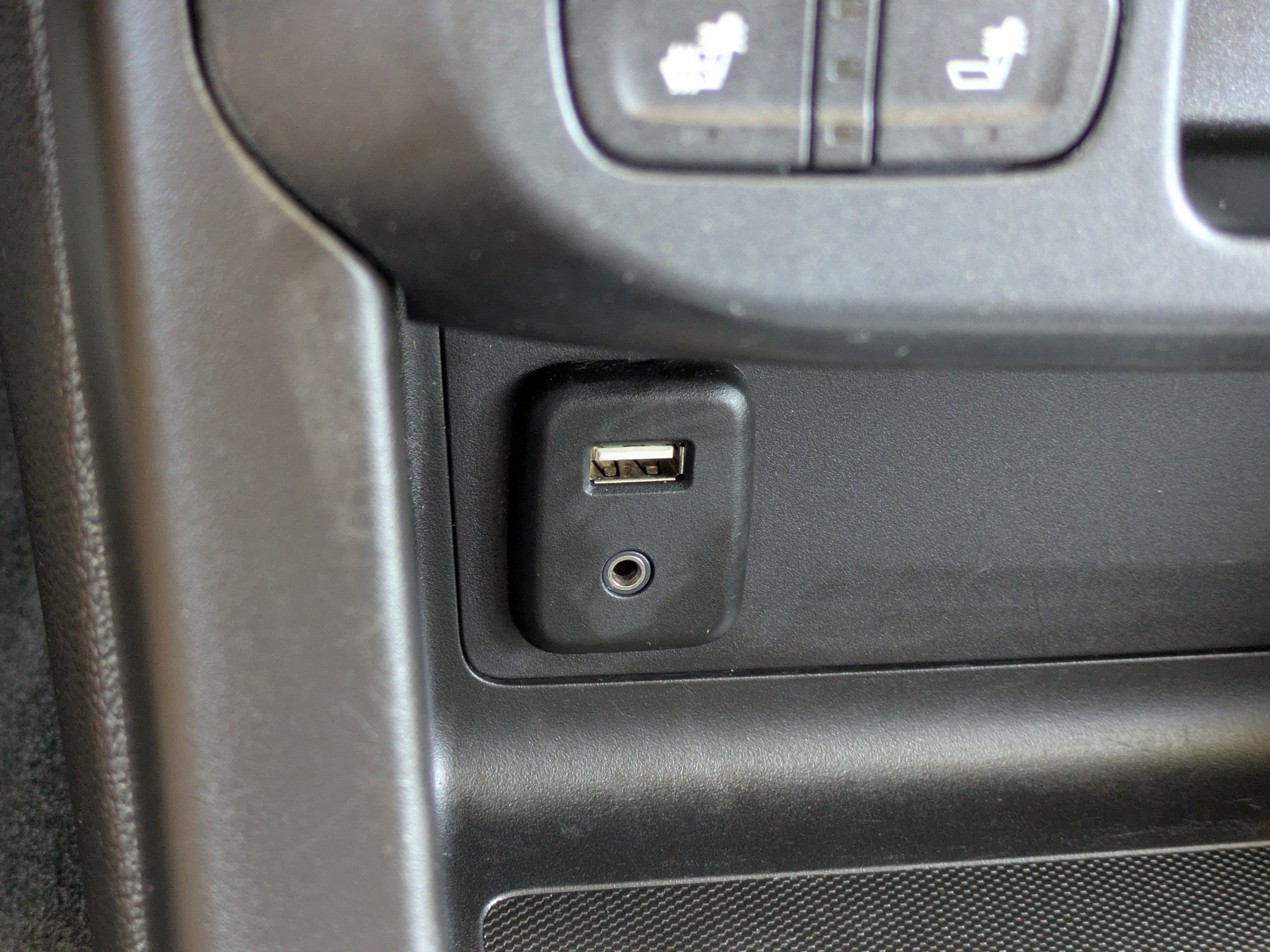 2017 Chevrolet Colorado LT - Photo 22