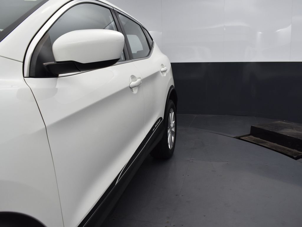 2017 NISSAN ROGUE SPORT - Image 31