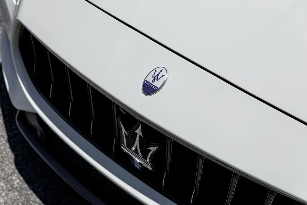 Used 2022 Bianco Maserati Modena image 46