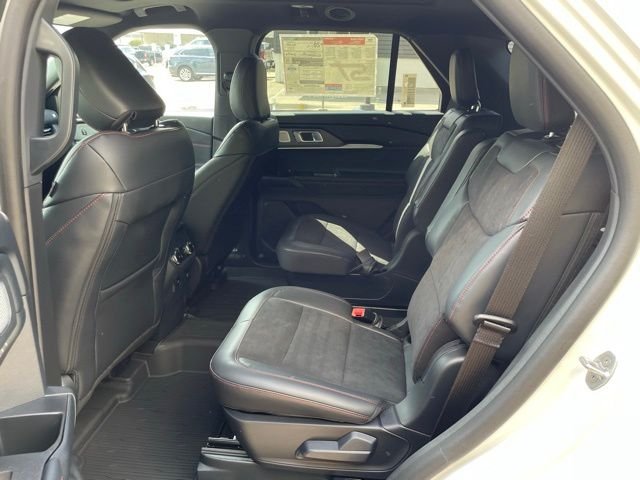 New 2026 Star White Metallic Tri-Coat Ford ST image 26