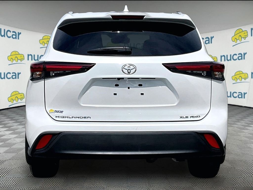 Used 2026 Beige Toyota XLE image 5