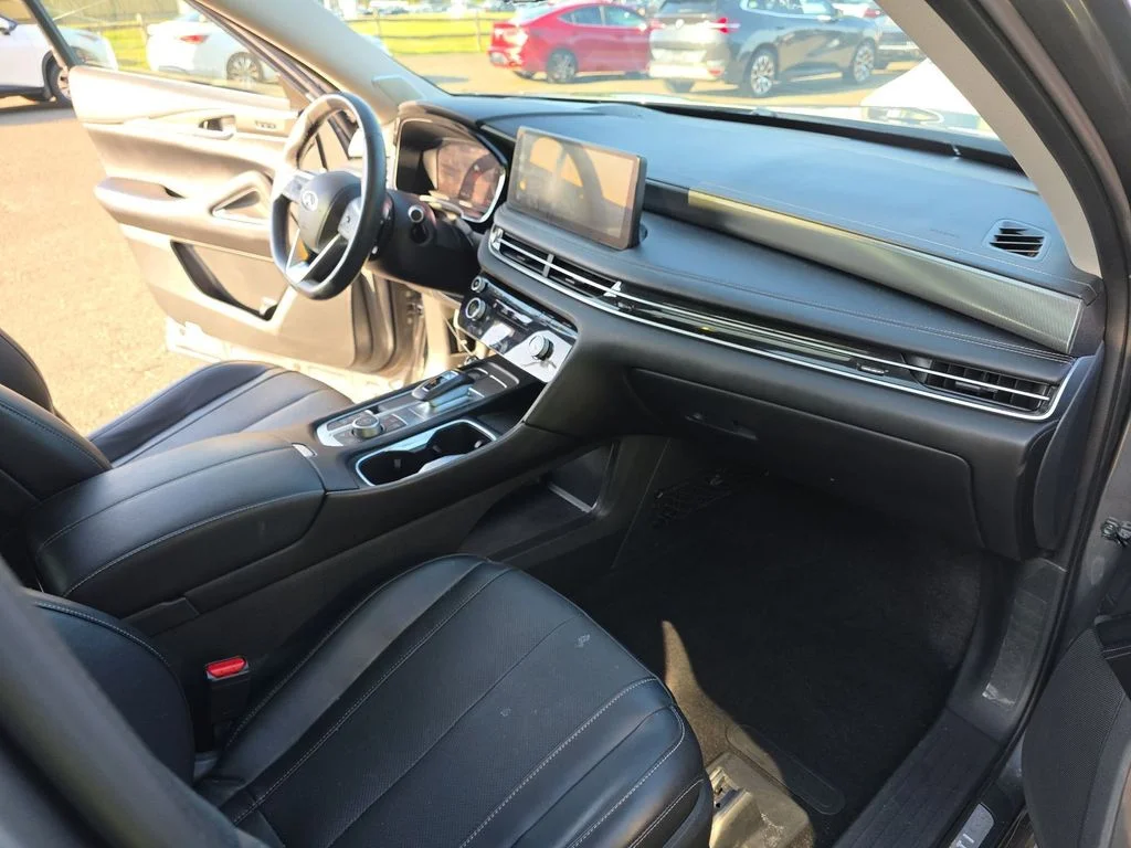 Certified Used 2023 Gray INFINITI LUXE image 5