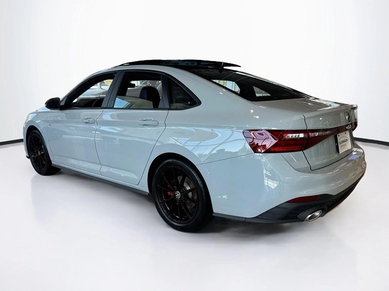 New 2027 GRAY VOLKSWAGEN  image 7