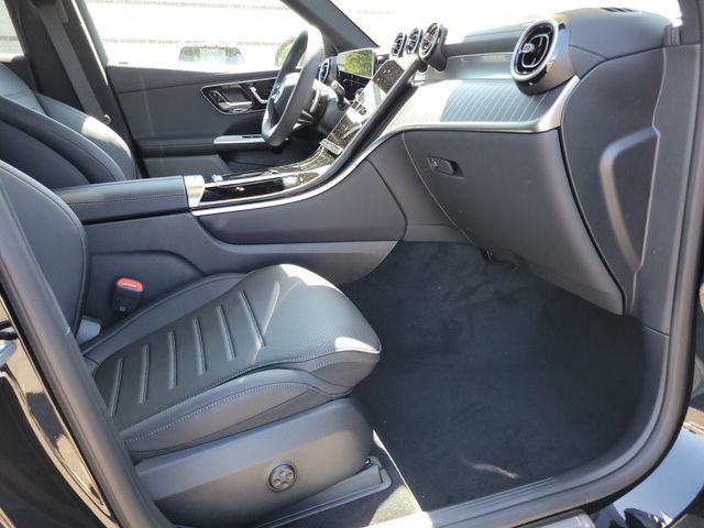 New 2026 Black Mercedes-Benz GLC 300 image 9