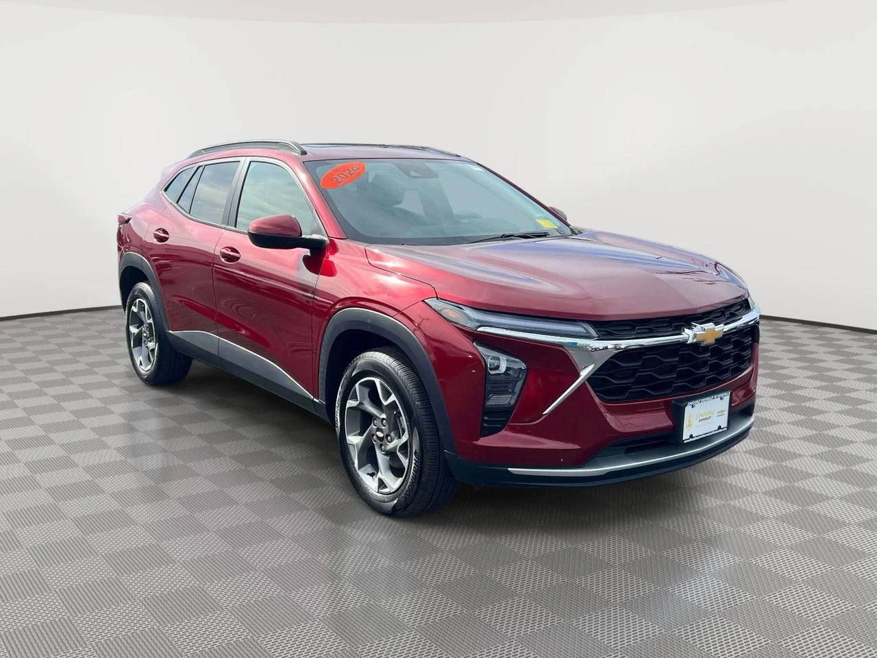 Used 2024 Crimson Metallic Chevrolet FWD LT image 1