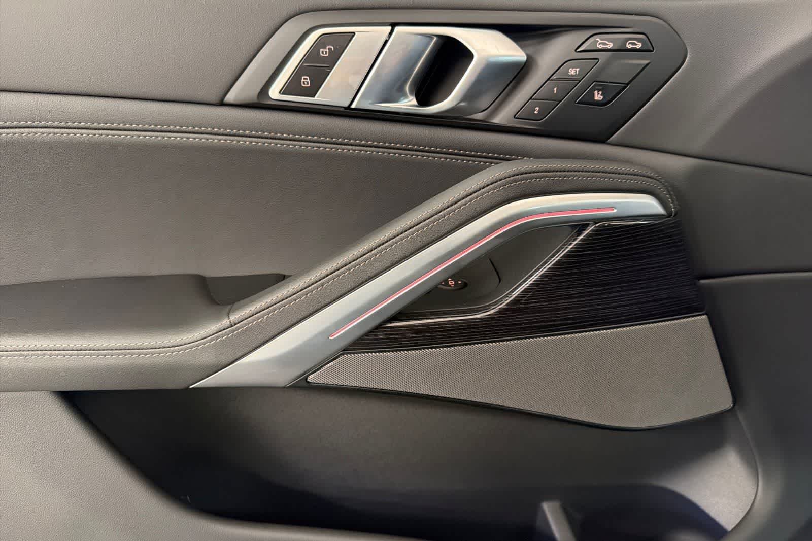 New 2027 Black Sapphire Metallic BMW xDrive40i image 12