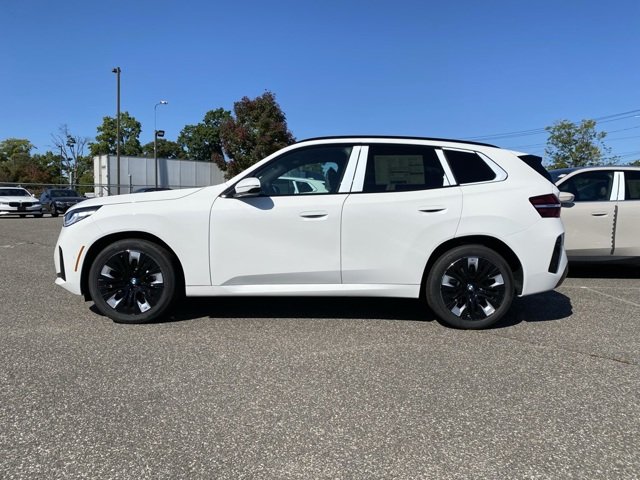 Certified Used 2026 Alpine White BMW 30 xDrive image 4