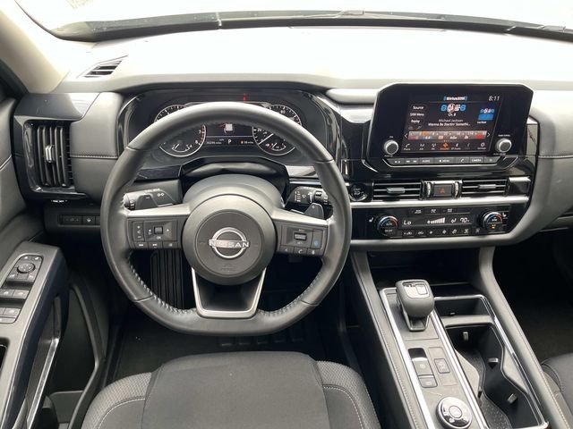 Used 2025 Silver Nissan SV image 12