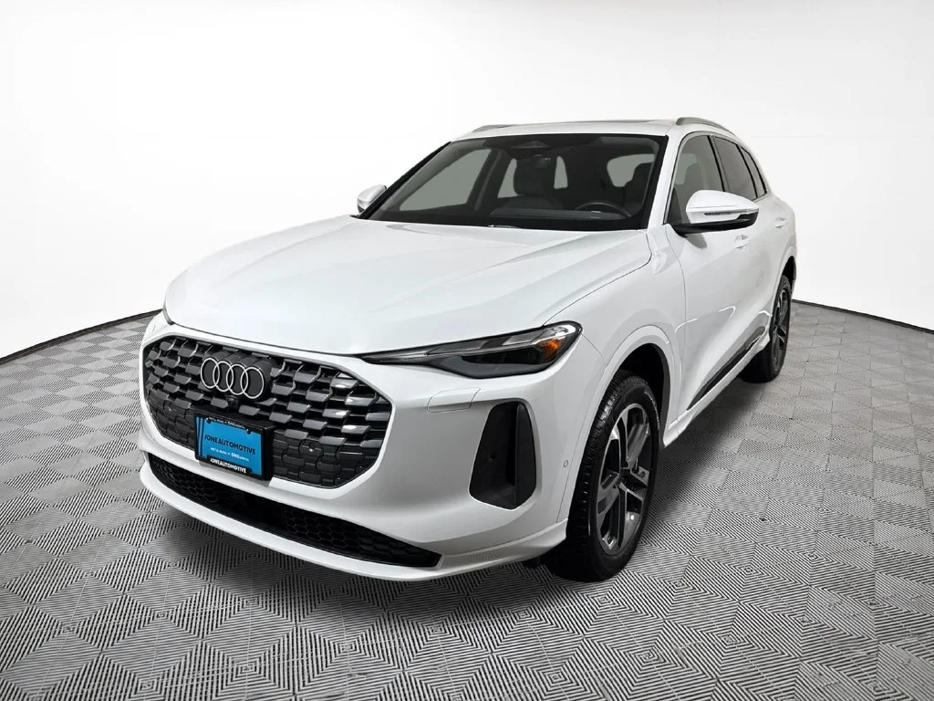 2025 Audi Q5 Premium