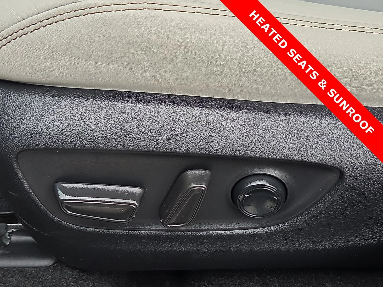 Used 2022 Blueprint Toyota Hybrid XLE Premium image 14