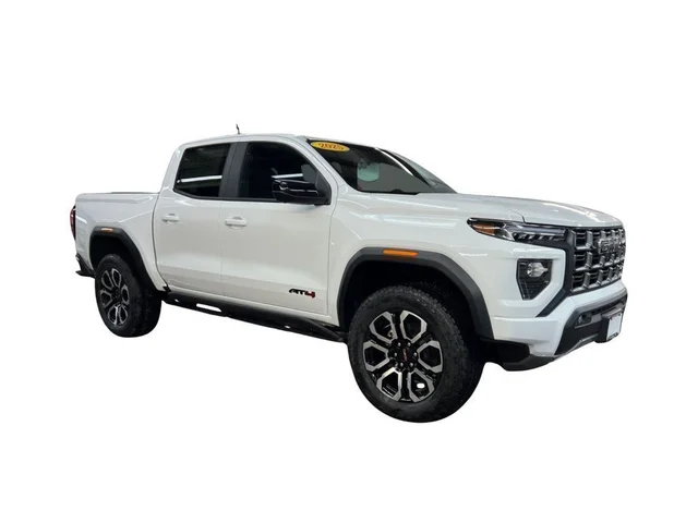 2025 GMC Canyon AT4