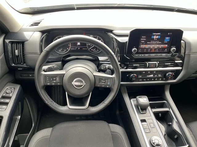 Used 2025 Silver Nissan SV image 12