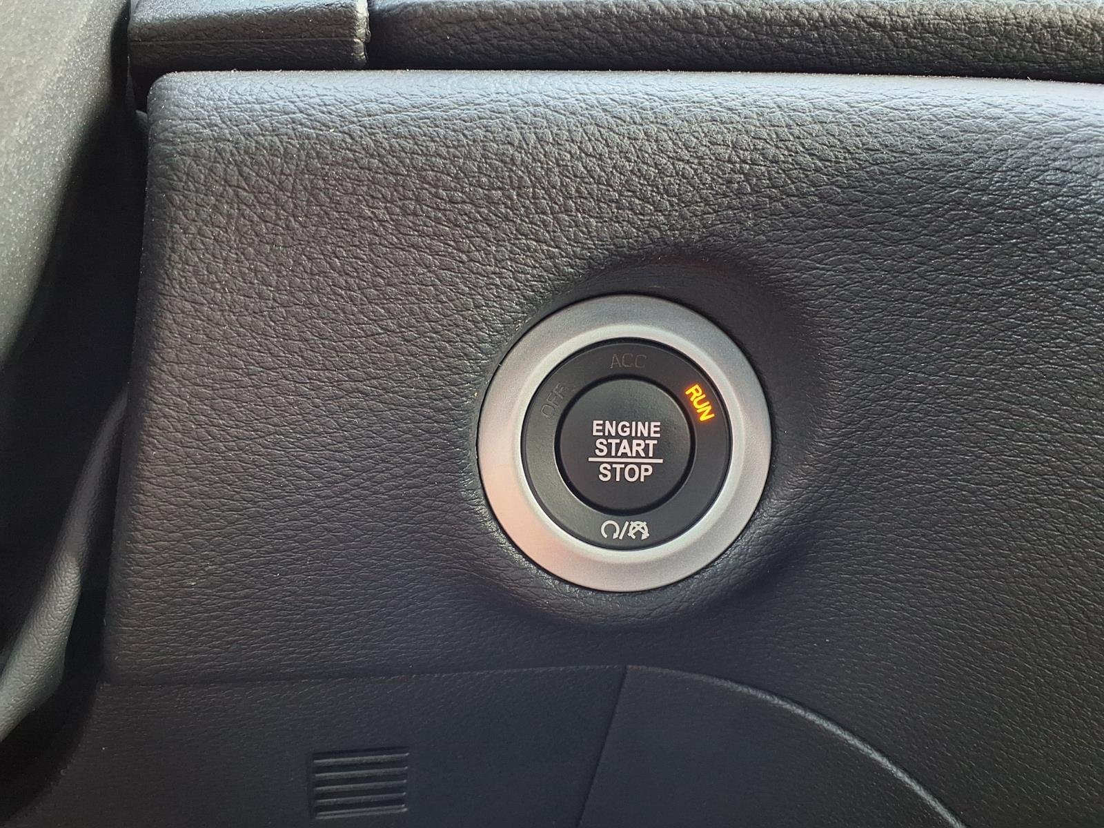 Used 2026 White Chrysler Limited image 15