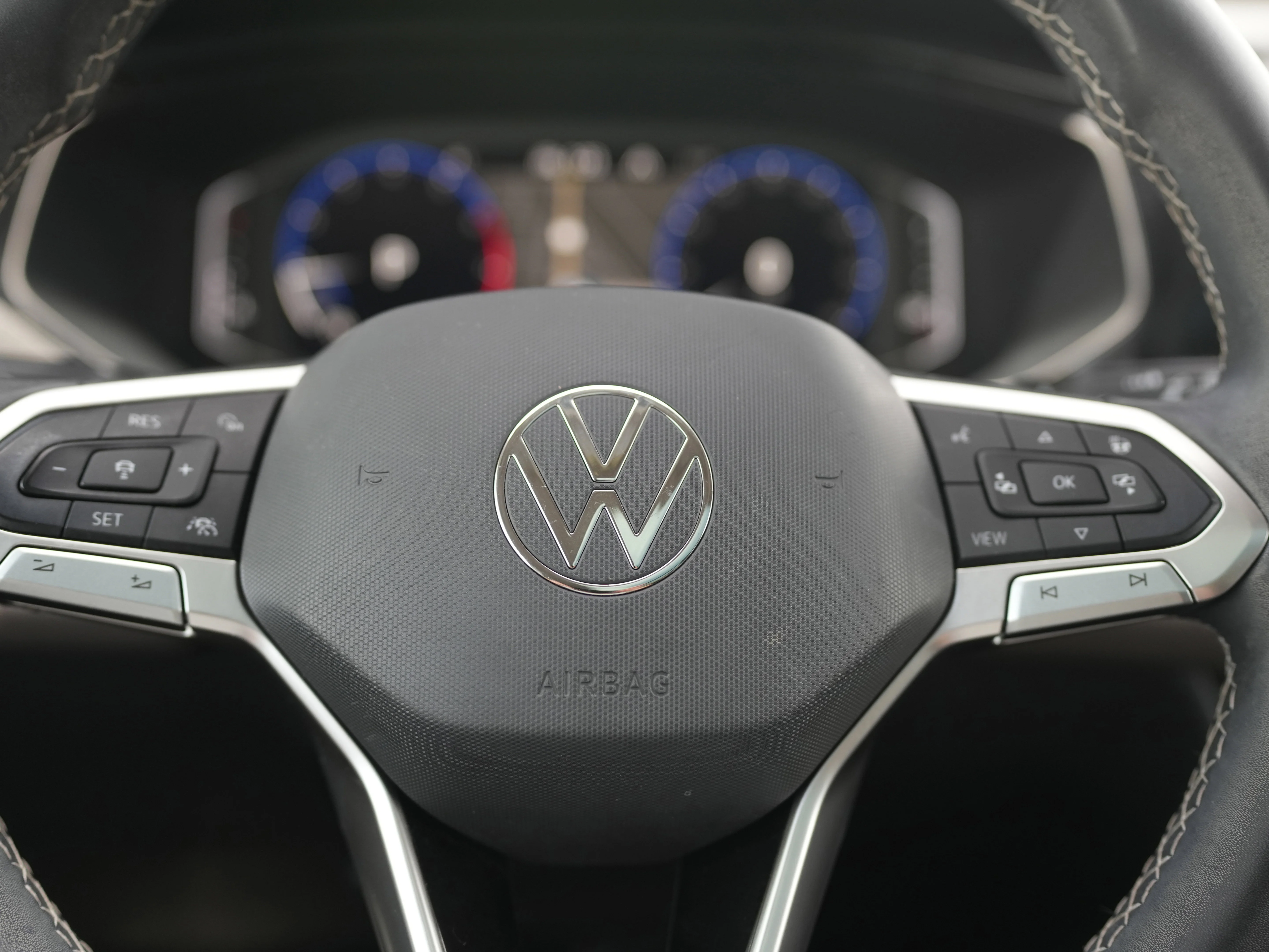Certified Used 2023 White Volkswagen SEL image 20