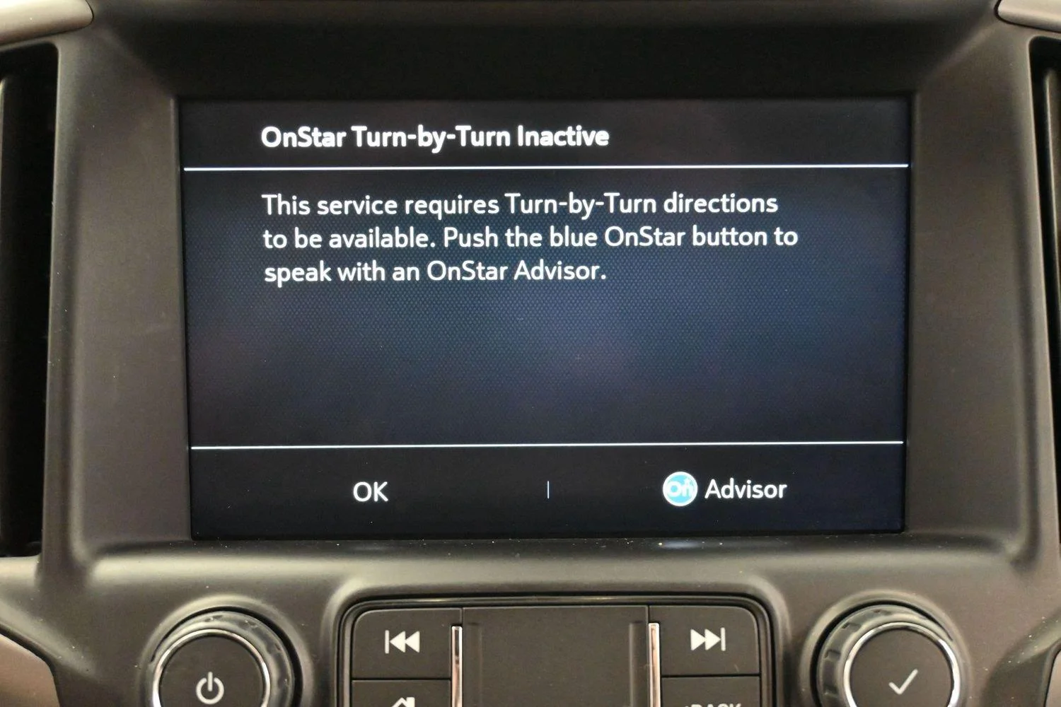 Used 2022 Summit White GMC AT4 image 24