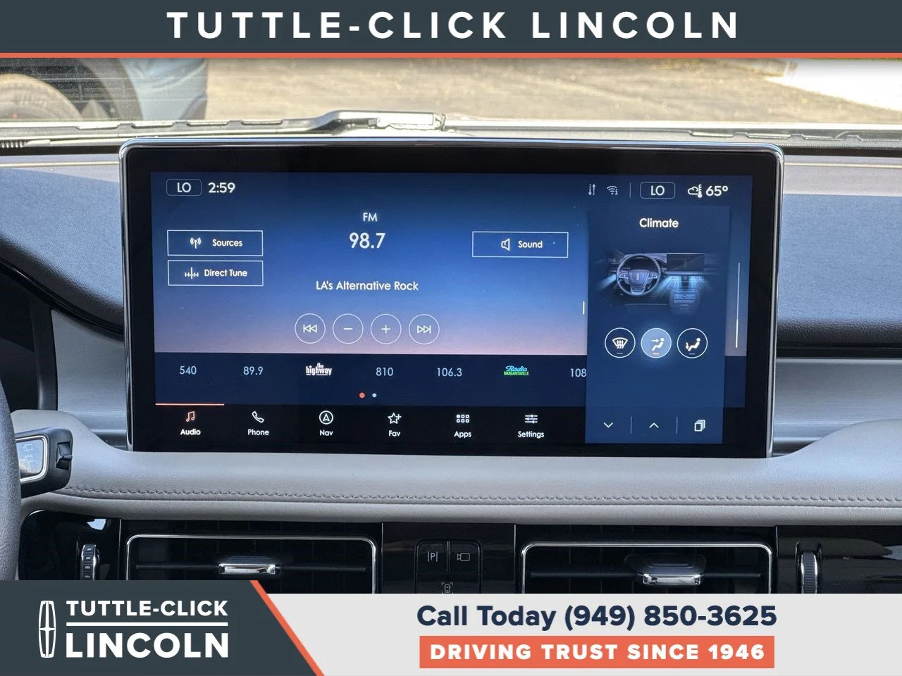 Used 2023 PRISTINE WHITE ME Lincoln Standard image 23