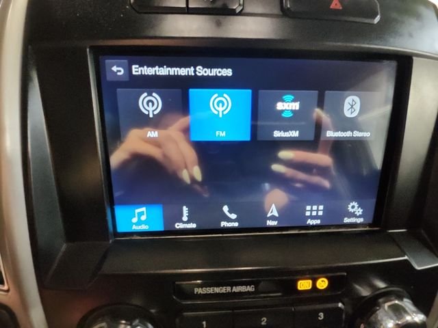 Used 2019 White Ford Lariat image 18