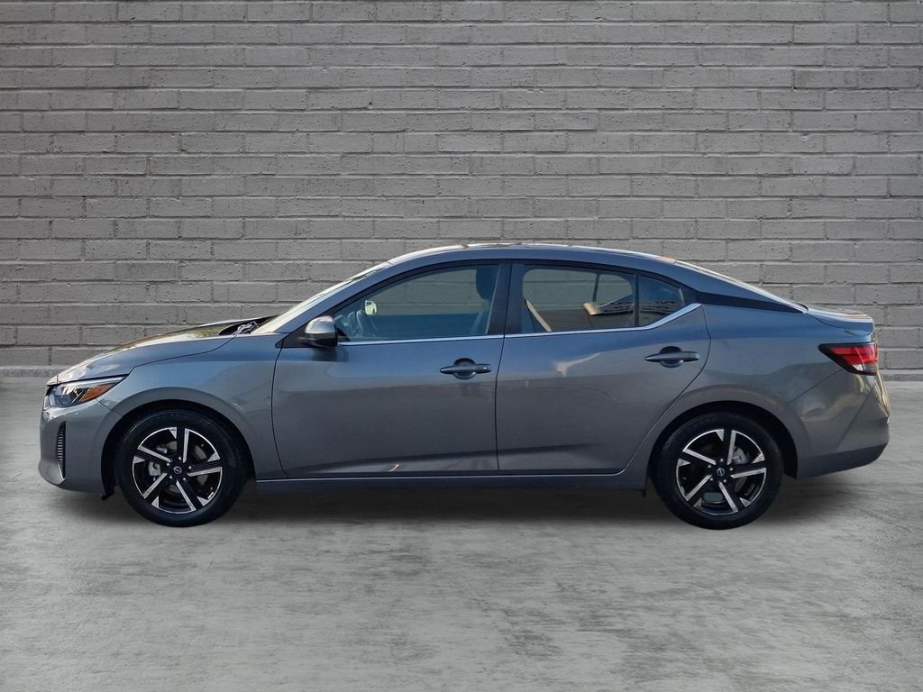 Used 2024 Gray Nissan SV image 5