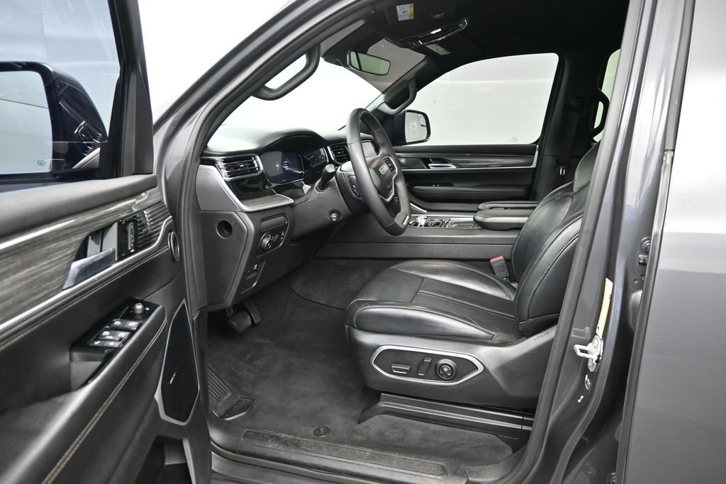 Used 2022 Gray Jeep Series III image 9