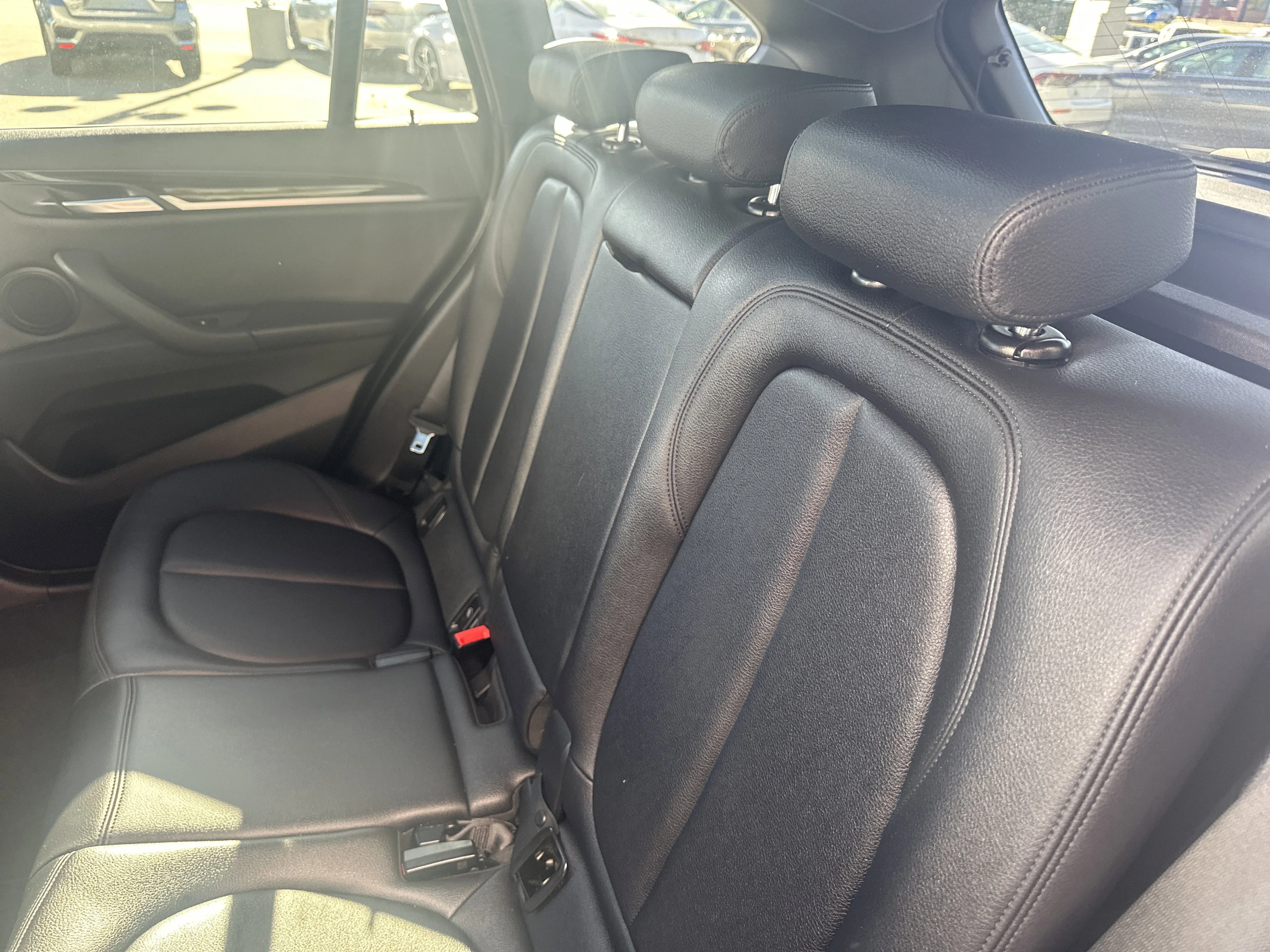 Used 2019 Black Sapphire Metallic BMW xDrive28i image 26