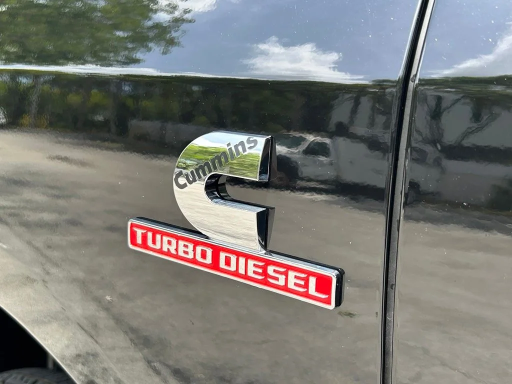 Used 2025 Black Ram Laramie image 30