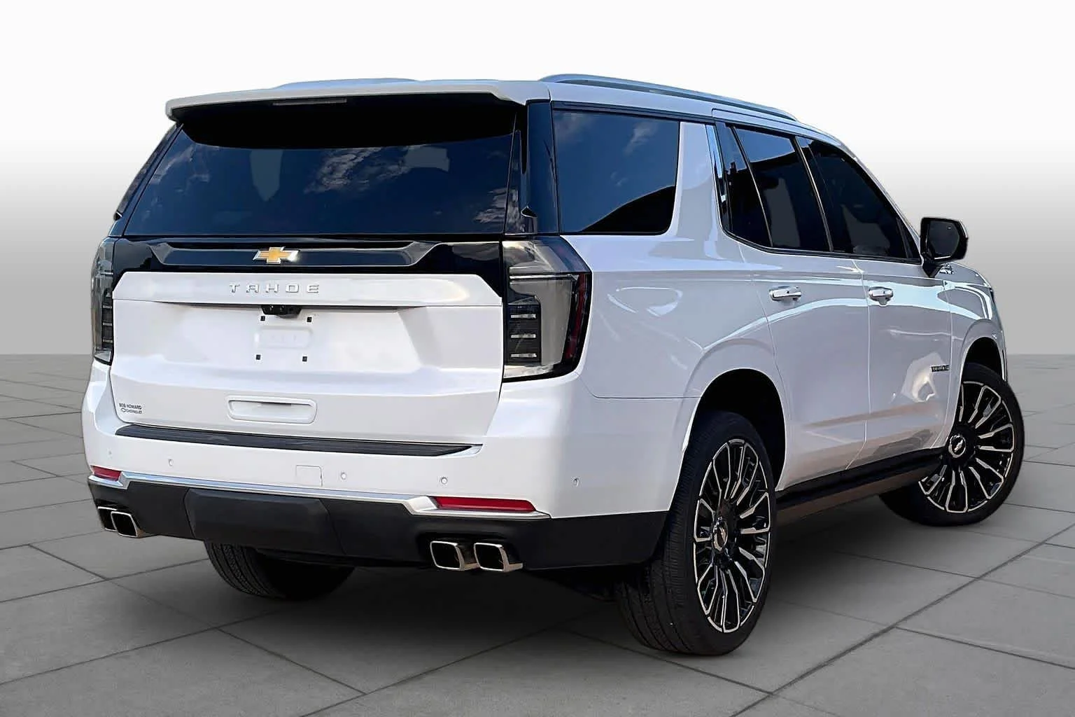 Used 2026 Polar White Tricoat Chevrolet High Country image 13