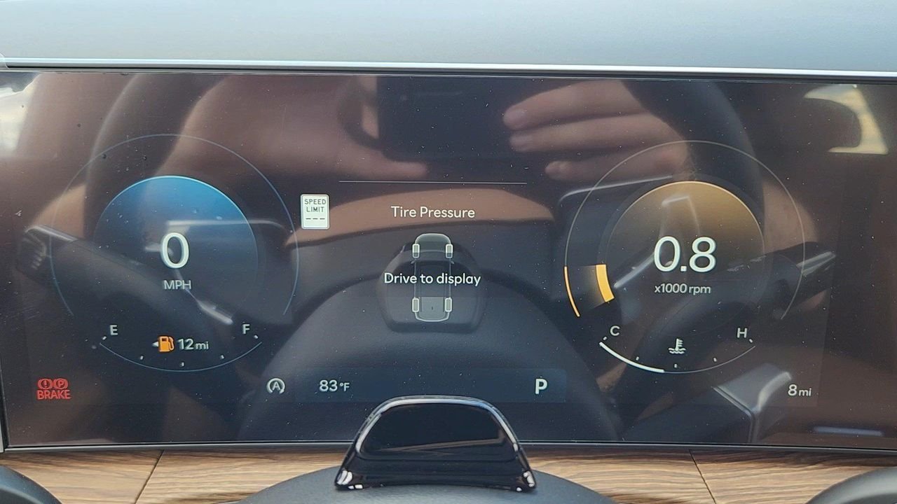 New 2027 Earthy Brass Matte Hyundai Calligraphy AWD image 11