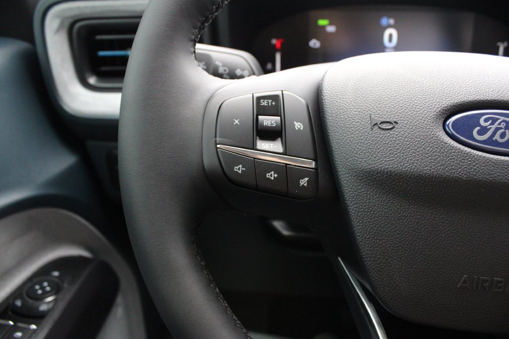New 2026 Carbonized Gray Metallic Ford XLT image 12