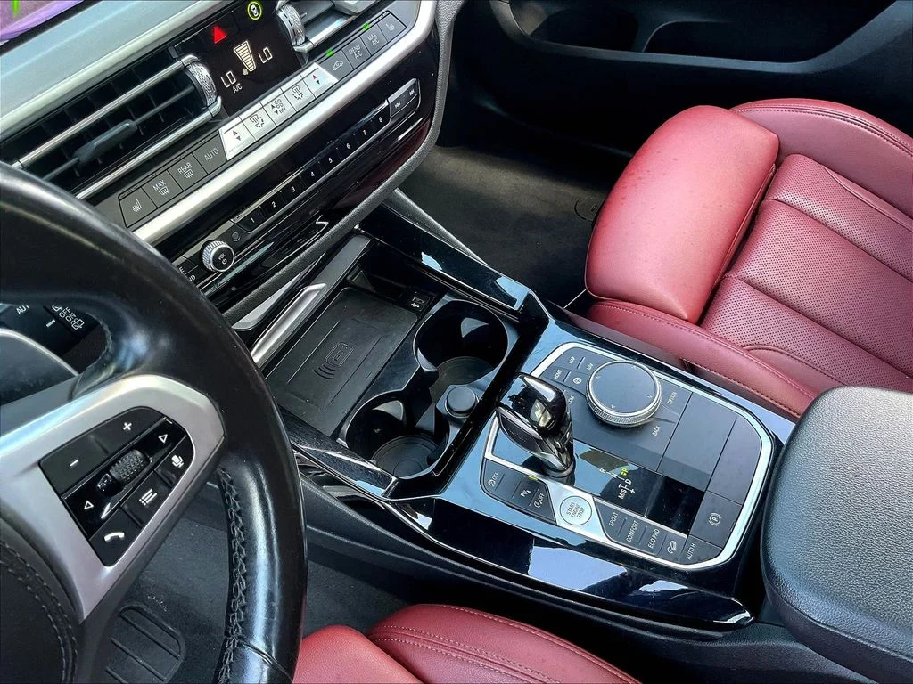 Used 2024 Gray BMW xDrive30i image 20