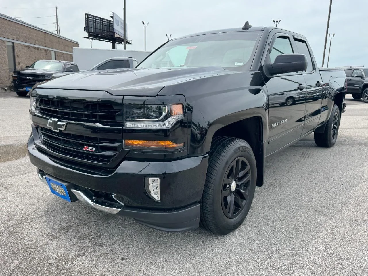 Used 2019 Black Chevrolet 4WD Double Cab LT w/2LT image 8