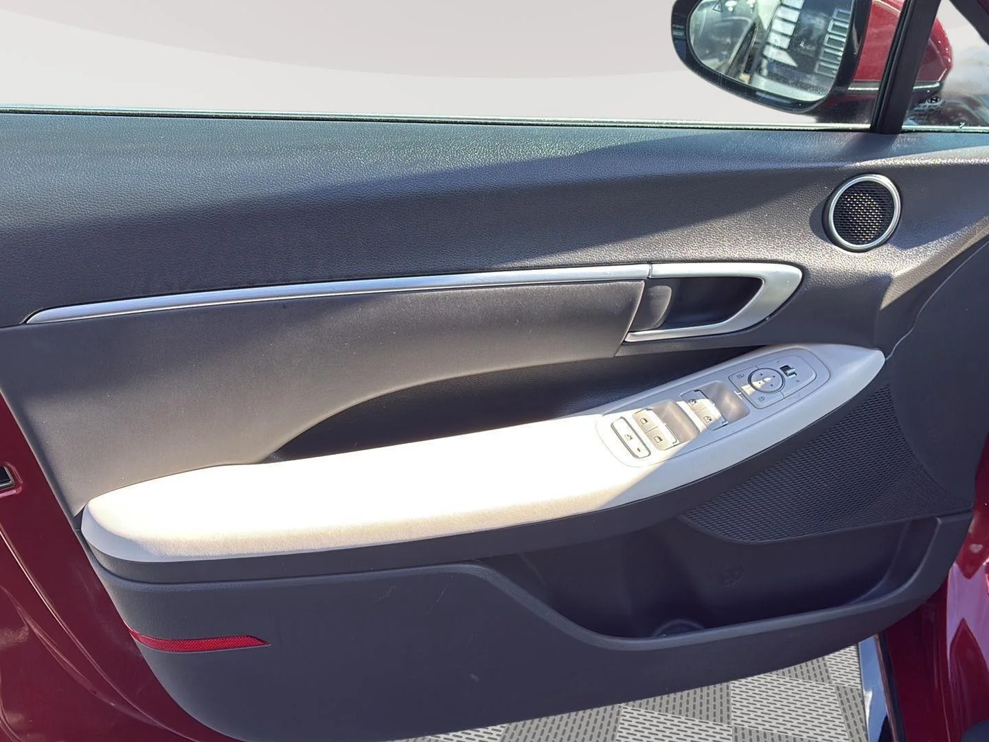 Certified Used 2025 Ultimate red Hyundai SEL image 25