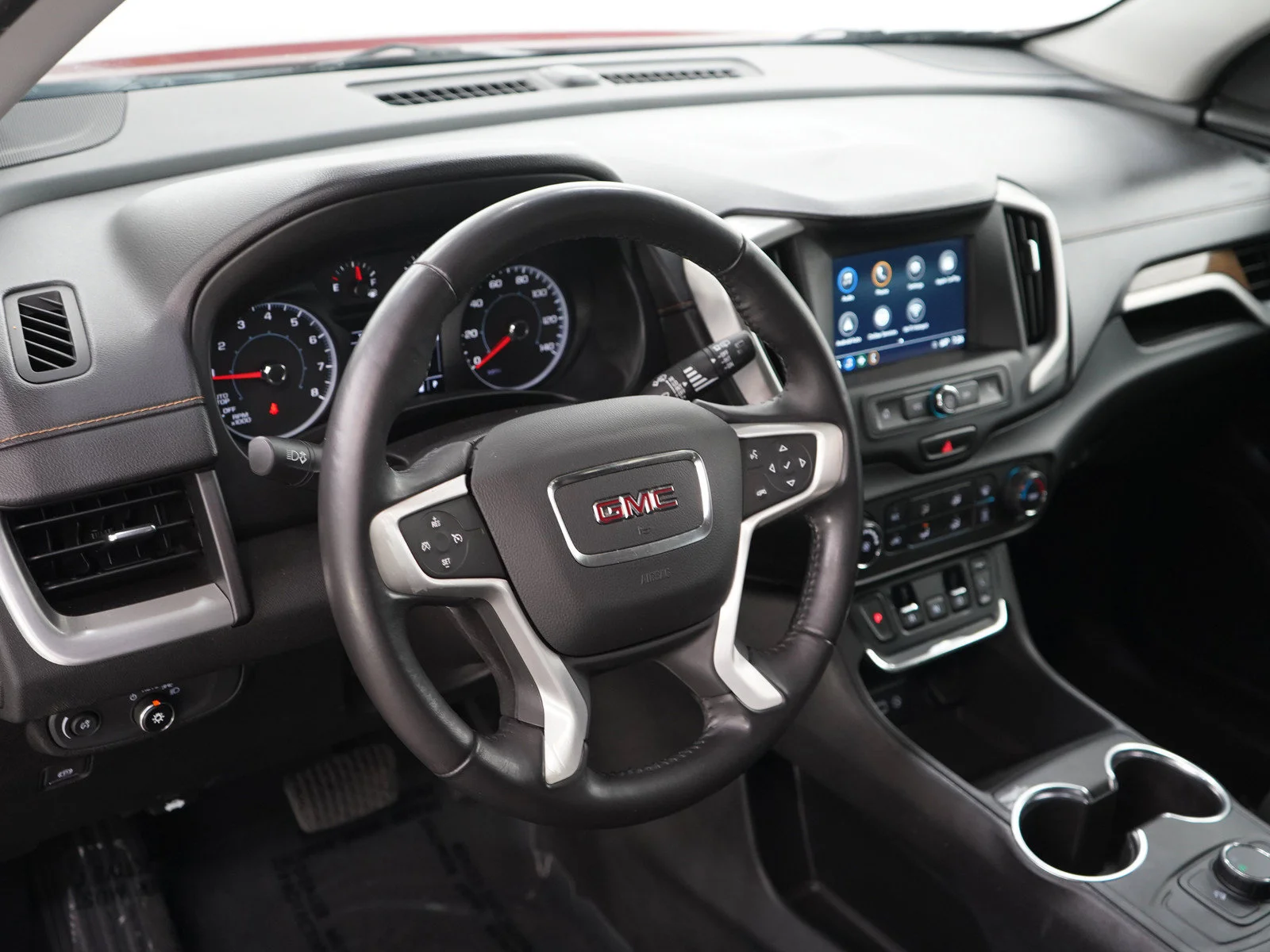 Used 2018 Red Quartz Tintcoat GMC SLE image 20