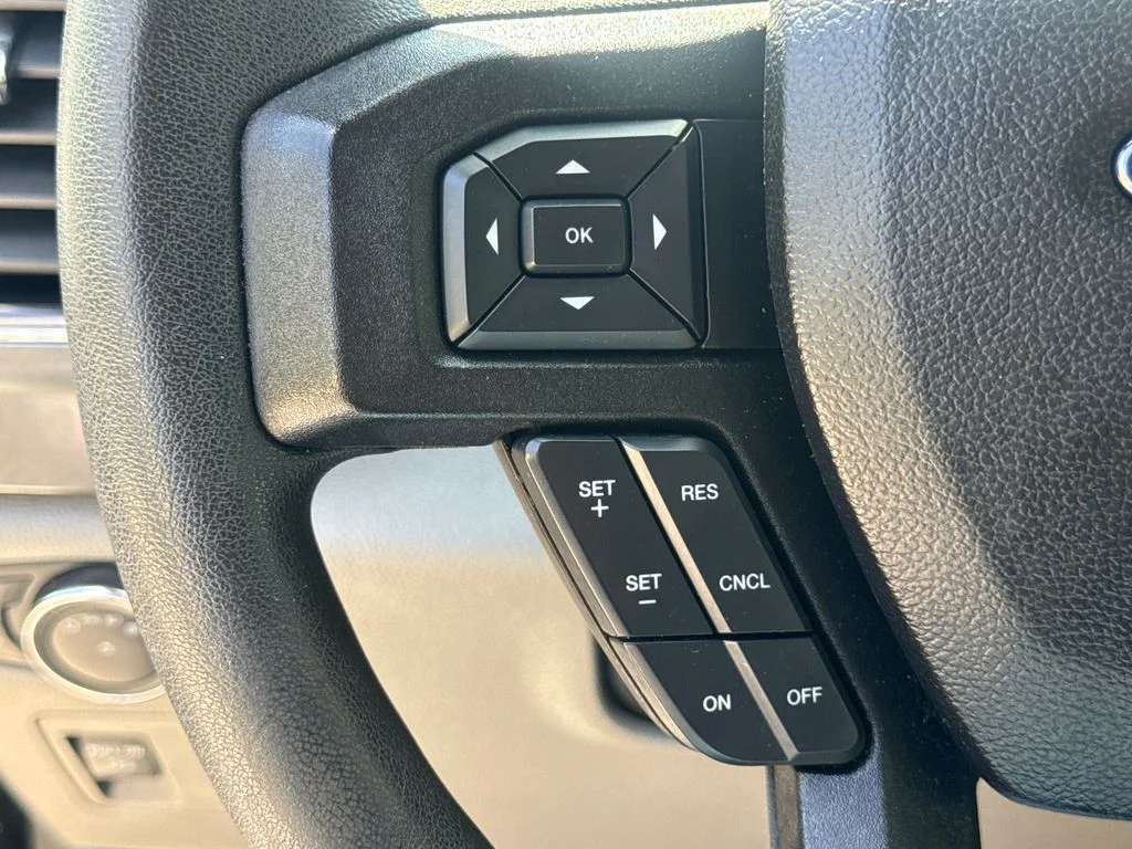 Used 2017 Ingot Silver Ford XLT image 29