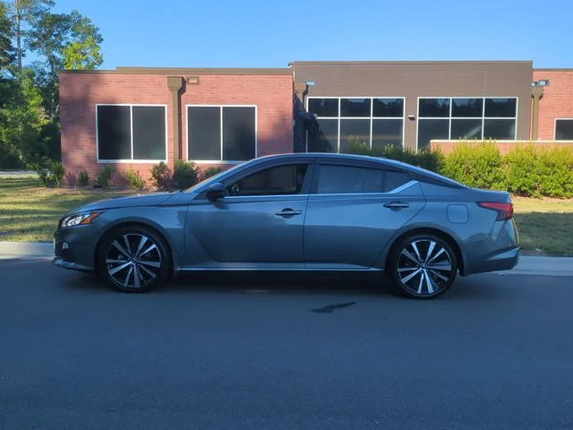Used 2021 Gray Nissan 2.5 SR image 10