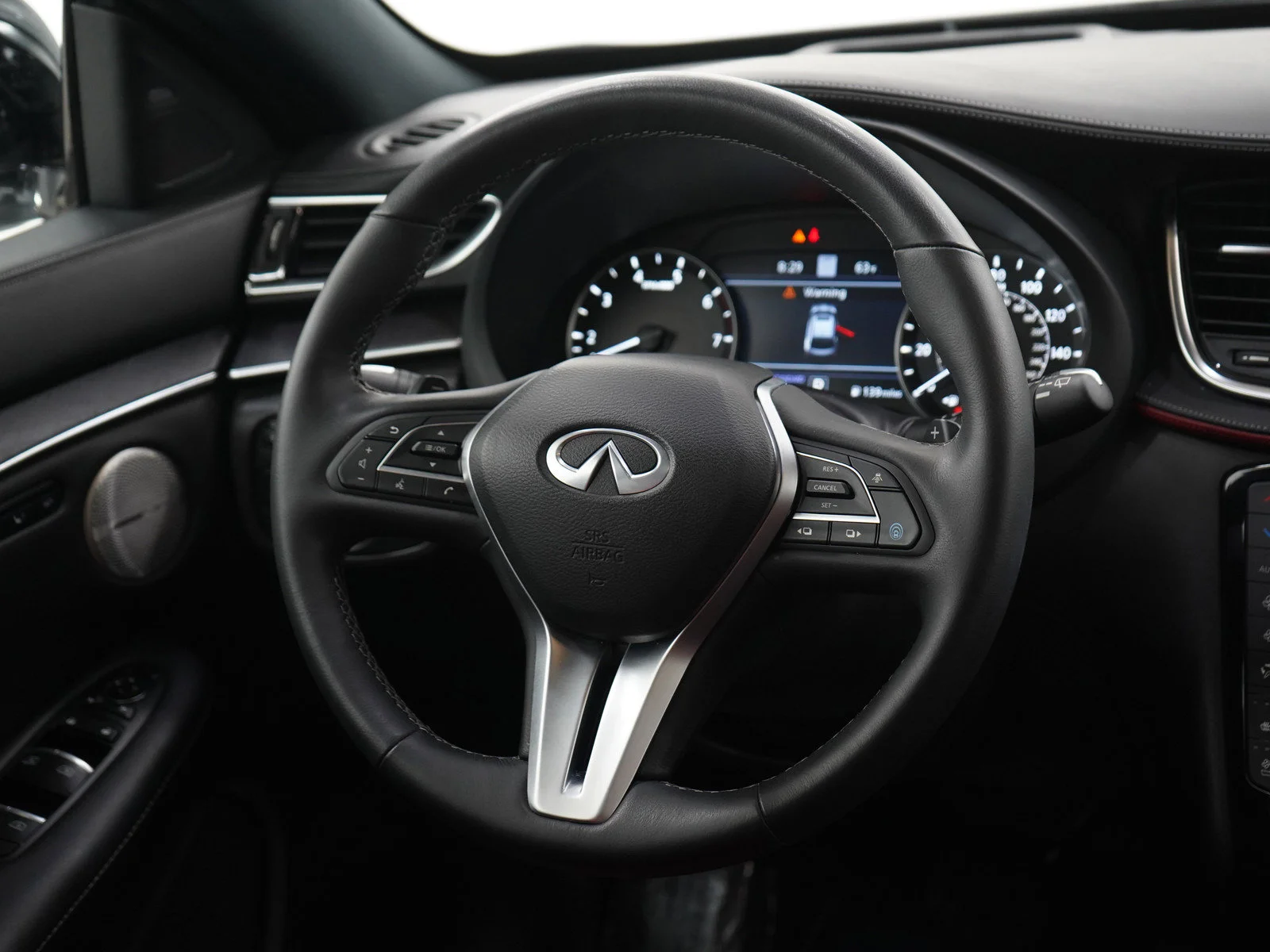 Used 2025 Radiant White INFINITI SENSORY image 14
