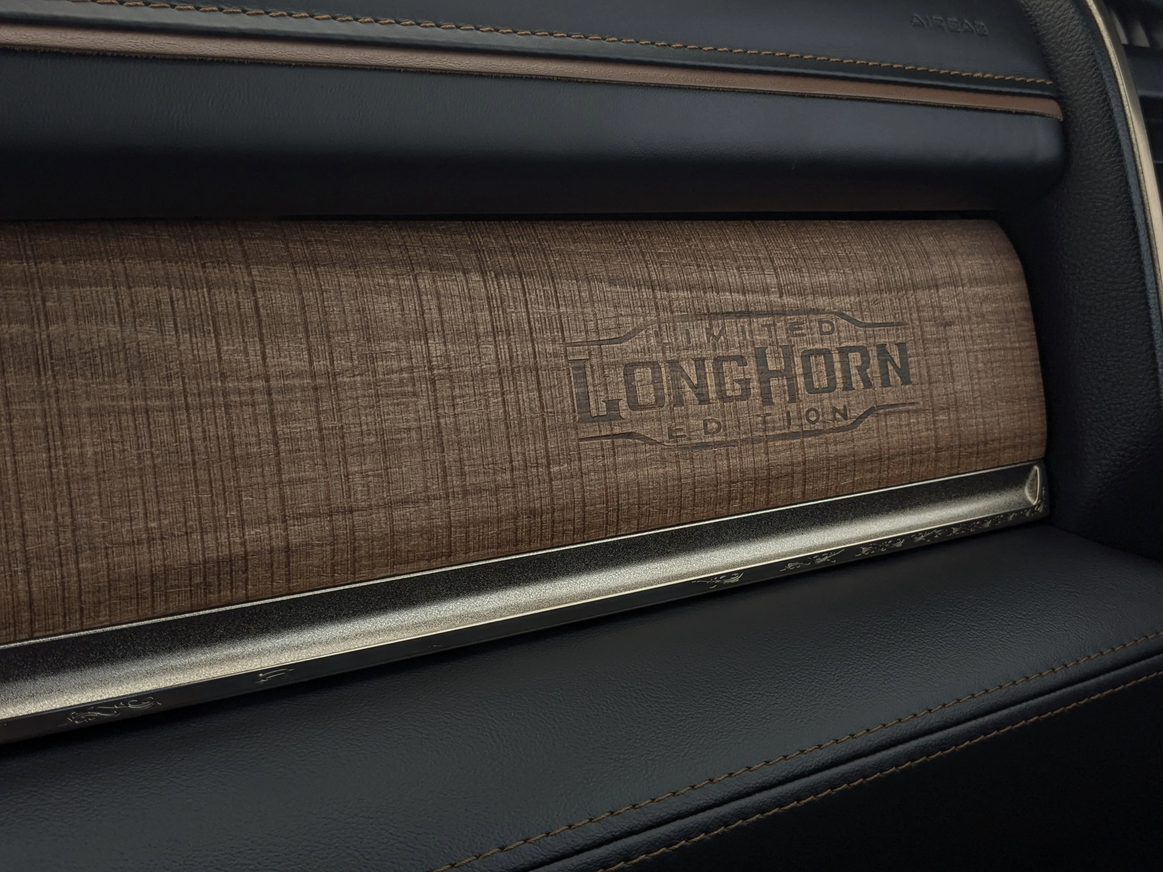 Used 2022 Black RAM Limited Longhorn - Level I - Dual Pane Sunroof - Leather - Harman/Kardon Audio - Advanced Safety & M image 27