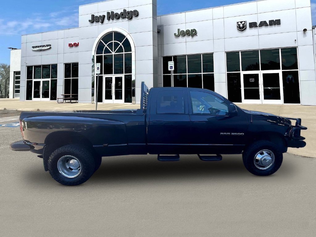 Used 2004 Black Dodge SLT image 5