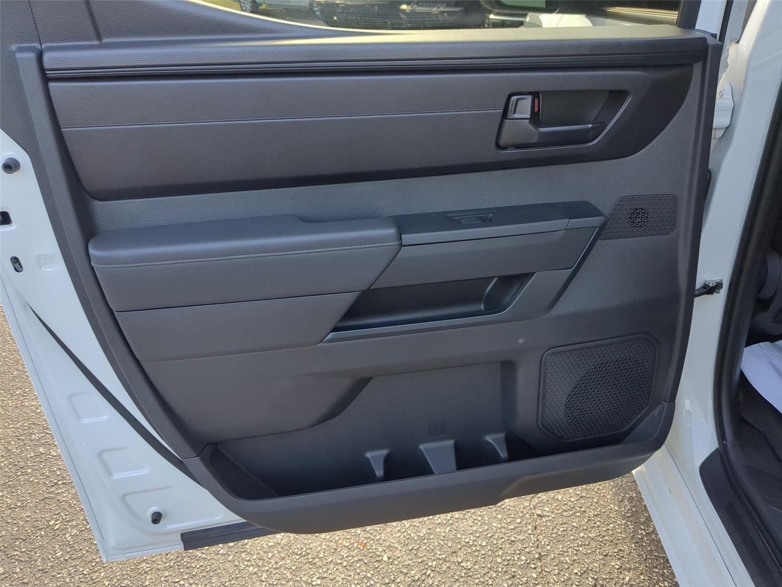 Used 2026 Ice Cap Toyota SR image 31
