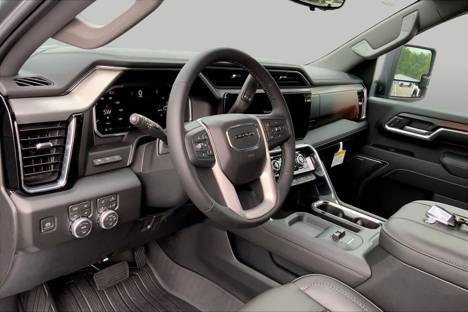 2026 GMC Sierra 2500HD Denali - Photo 8