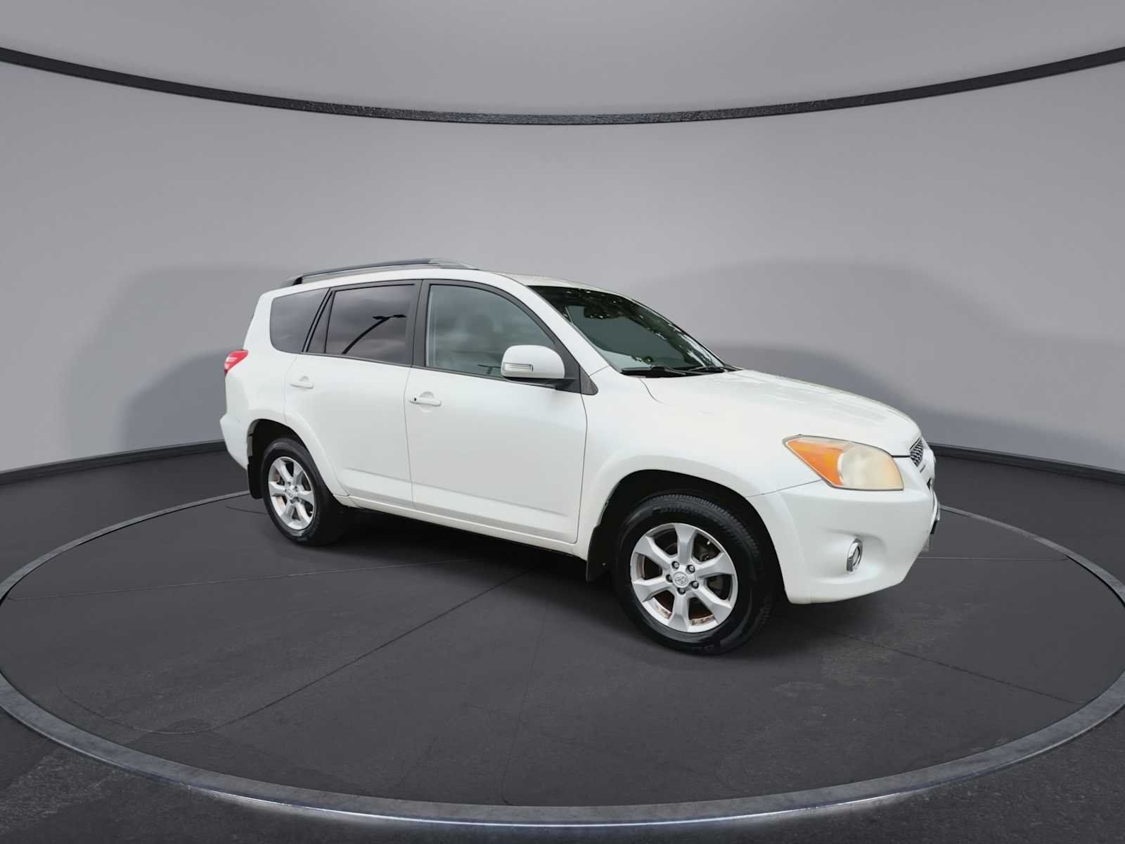 Used 2010 Blizzard Pearl Toyota Ltd image 2