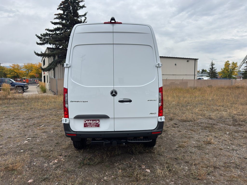 2026 Mercedes-Benz Sprinter Cargo Van Base - Photo 10