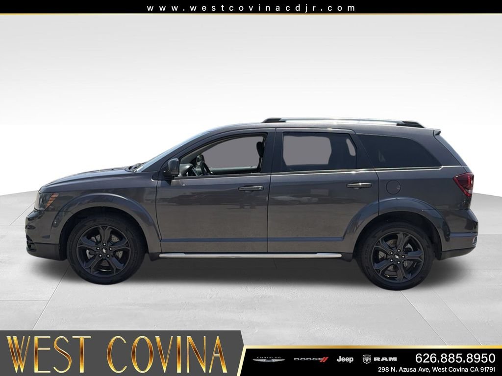 Used 2019 Gray Dodge Crossroad image 6