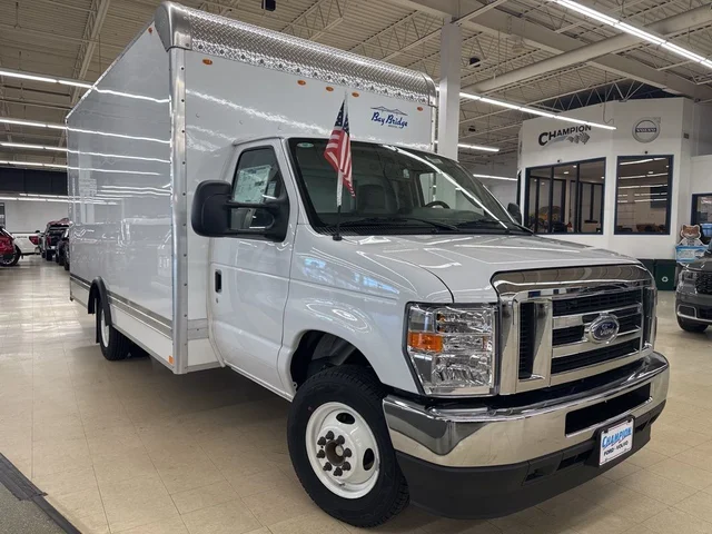 2025 Ford Econoline Cutaway E-350 SRW