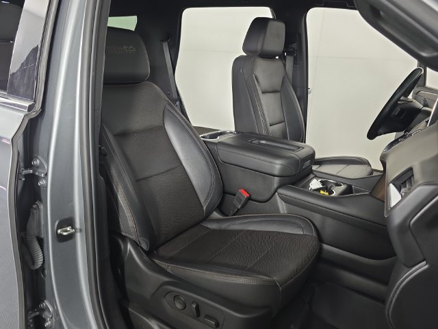 Used 2023 Gray Chevrolet High Country image 31