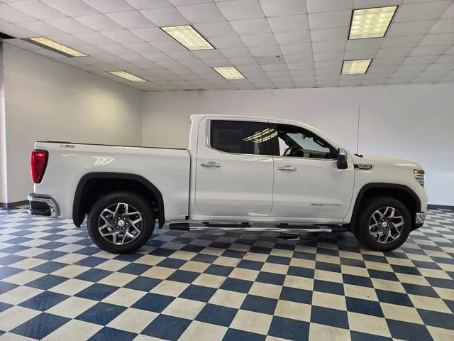 New 2026 Summit White GMC SLT image 9