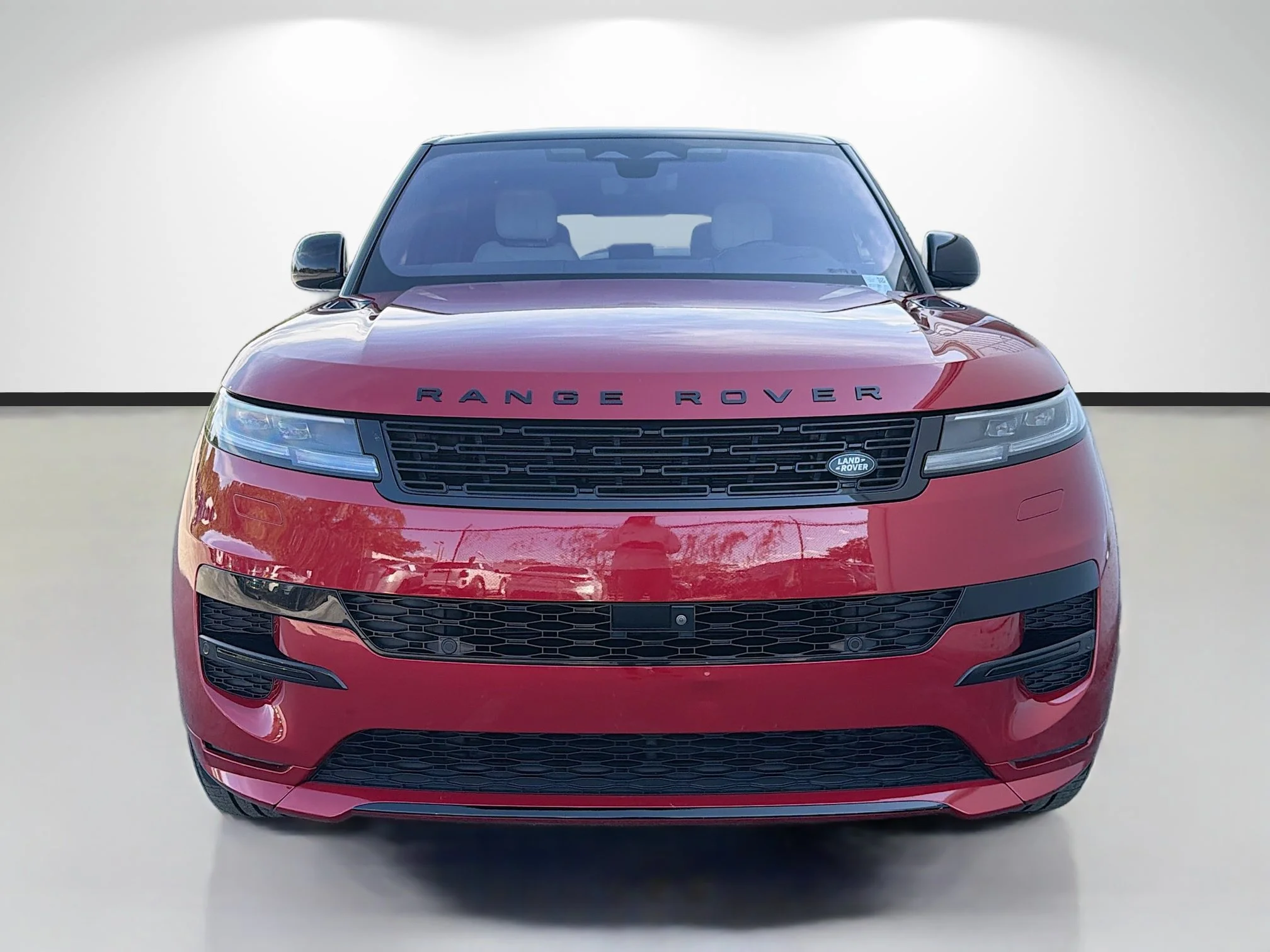 Used 2023 Firenze Red Metallic Land Rover SE Dynamic image 8