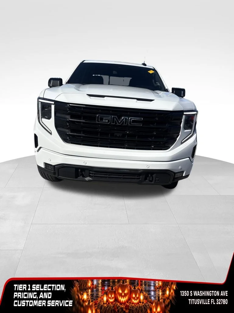 Used 2025 Summit White GMC Elevation image 3