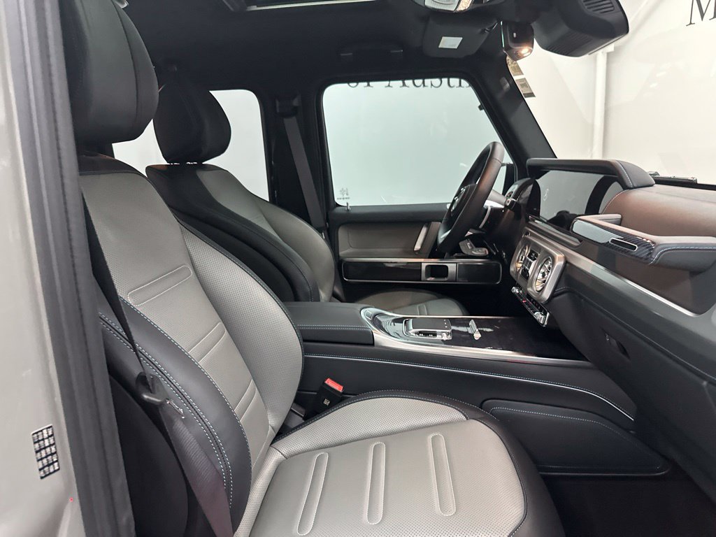 Certified Used 2025 Gray Mercedes-Benz G 580 image 28