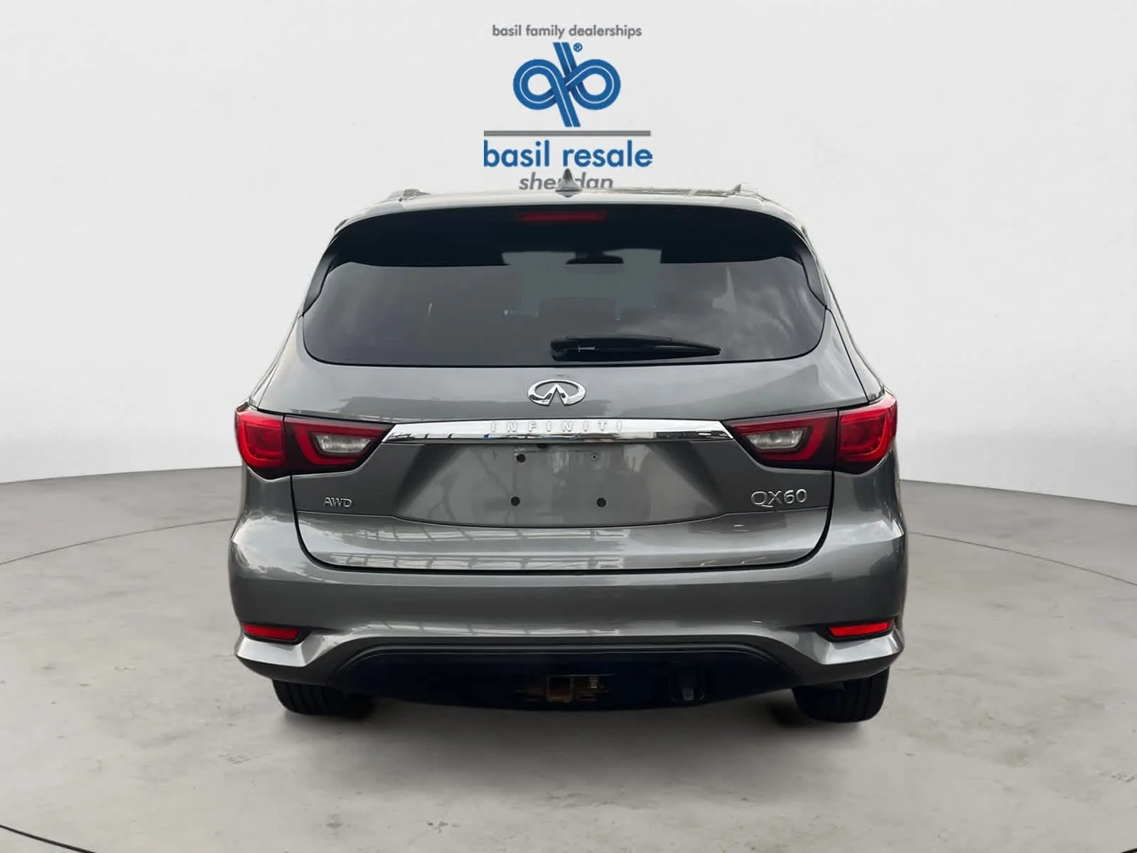 Used 2020 Liquid Platinum INFINITI LUXE image 4